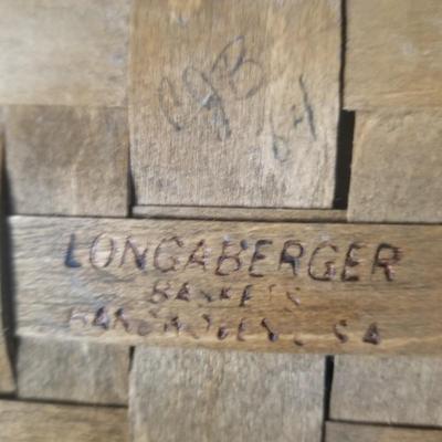 Longaberger Smail basket 1984 signed