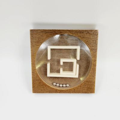 FUN HAND SIZE WOODEN PUZZLE BRAIN TEASER