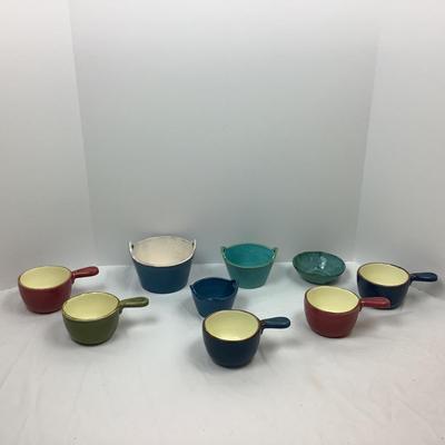 Lot # 1090 II Noda Ceramiche, Made in Italy Handled Bowls, Crate & Barrel Nesting Bowls