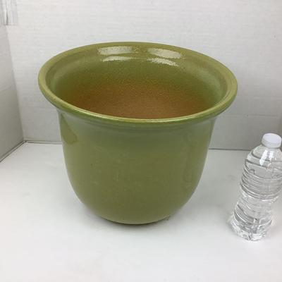 1147 Lime Green Glazed Pottery Planter/Pot