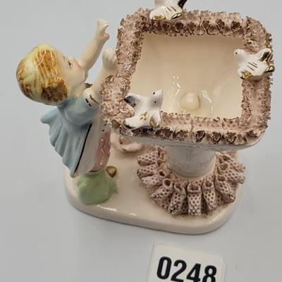 Vintage Napco  Figurine