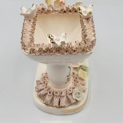 Vintage Napco  Figurine