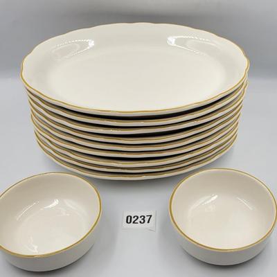 Vintage Mark Buffalo Dinnerware