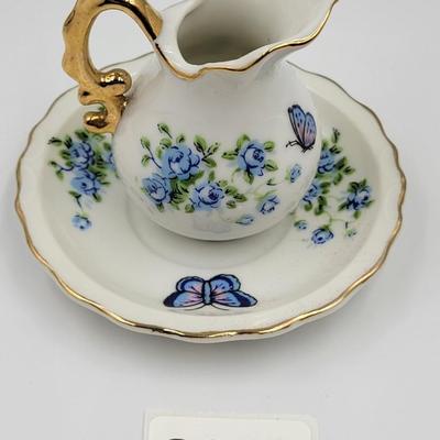Vintage Enesco Pitcher and Basin