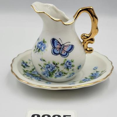 Vintage Enesco Pitcher and Basin