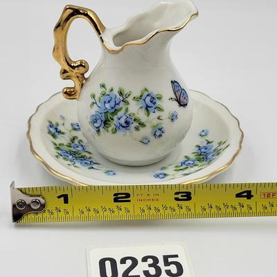 Vintage Enesco Pitcher and Basin