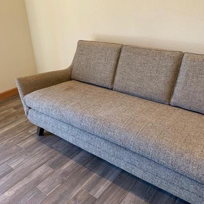 Mid-Century Style Sofa (BLR-HS)