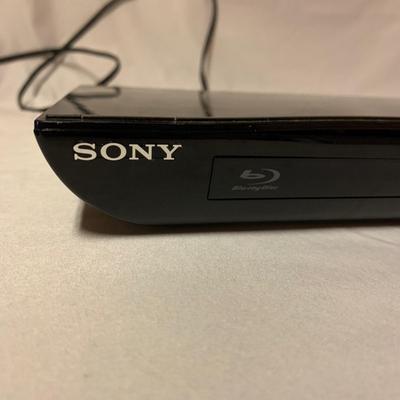 Sony Blu-Ray Disc/DVD Player (BLR-HS)