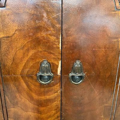 Antique RCA cabinet