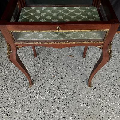 Antique vitrine display case