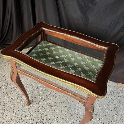 Antique vitrine display case