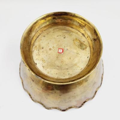 DECORATIVE RUFFLED BRASS BOWL