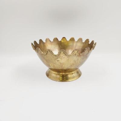 DECORATIVE RUFFLED BRASS BOWL