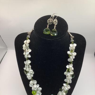 1152 Pearl & SterlingStatement Necklace with Glass Beads Set