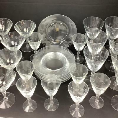 1159 Fostoria Sweetheart Glass Lot & Plates