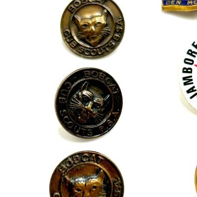 7 ASSORTED BOY SCOUT PINS AND PATCH