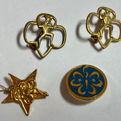 19 ASSORTED GIRL SCOUT PINS