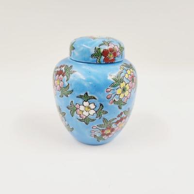 BEAUTIFUL JAPANESE SMALL GINGER JAR