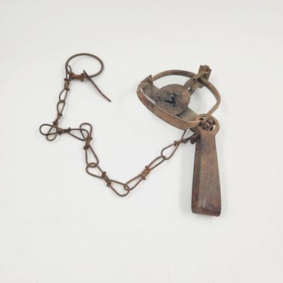 ANTIQUE SMALL CLAW ANIMAL TRAP