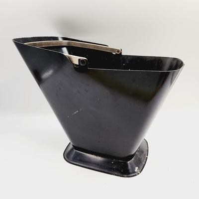 VINTAGE METAL ASH BUCKET