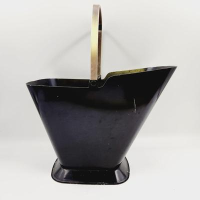 VINTAGE METAL ASH BUCKET