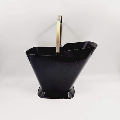 VINTAGE METAL ASH BUCKET