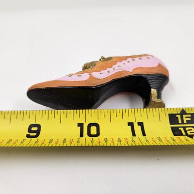 CUTE PINK & ORANGE ANTIQUE SHOE COLLECTABLE