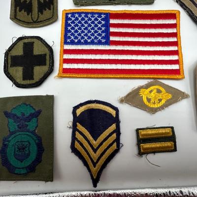 11 ASSORTED US MILITARY PATCHES