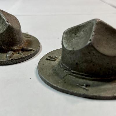 1981 EAGLE DECAL AND 2 PEWTER HAT FIGURINES