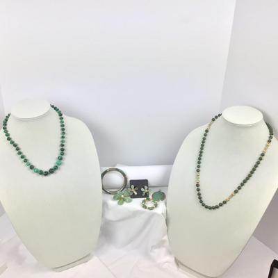 1127 Vintage Jade and Malachite Costume Jewelry Lot