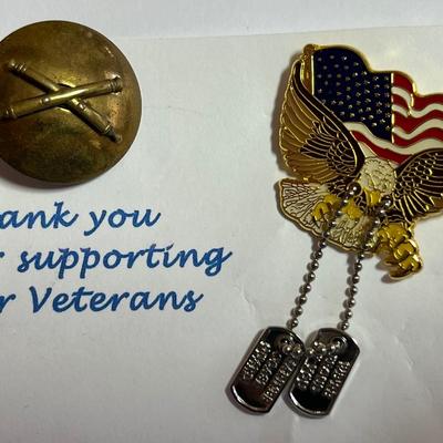 5 ASSORTED US MILITARY PINS