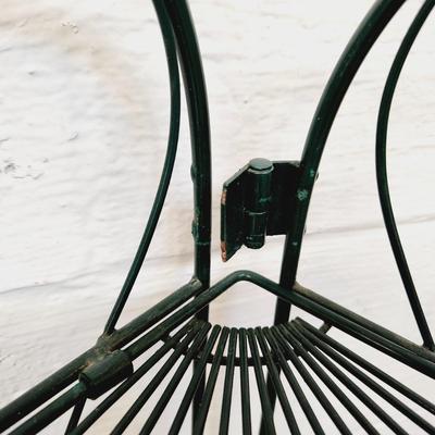 LEAF GREEN DECORATIVE METAL CORNER FOLDING SHELF