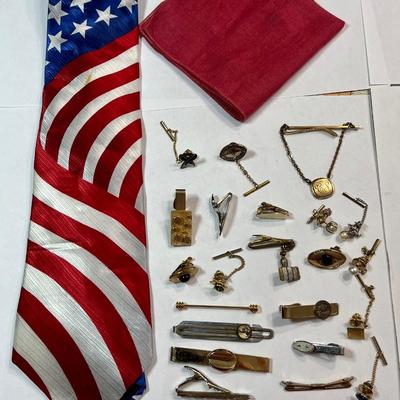 VINTAGE GENTLEMEN'S JEWELRY AND PATRIOTIC TIE