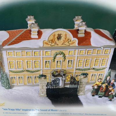 Dept 56 Alpine Village "The Sound of Music von Trapp Villa", Retired- 56.56178
