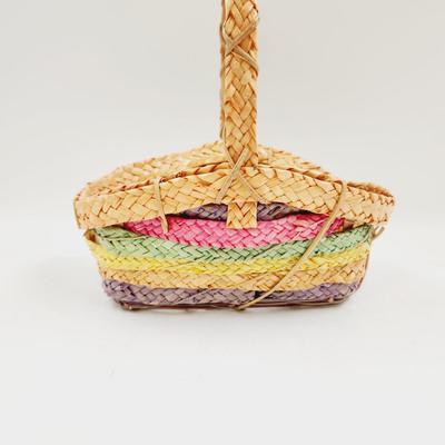 VINTAGE CUTE EASTER BASKET