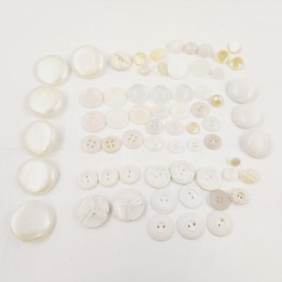 VINTAGE MULTI TONE WHITE BUTTONS