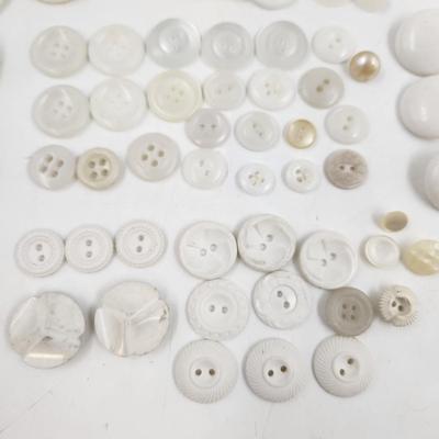 VINTAGE MULTI TONE WHITE BUTTONS