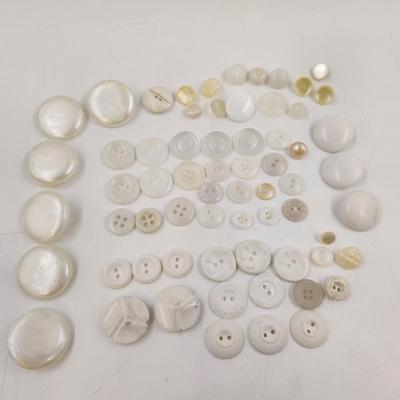 VINTAGE MULTI TONE WHITE BUTTONS