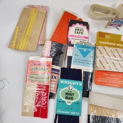 VINTAGE BUNDLE OF SEWING SUPPLIES