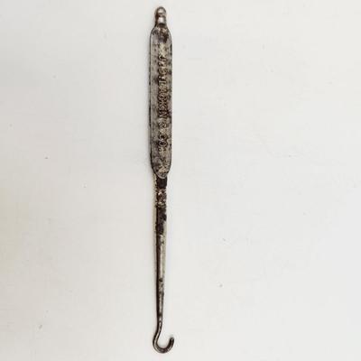 VINTAGE BIRD SCISSORS & HOOK
