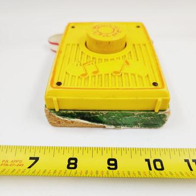 VINTAGE FISHER PRICE POCKET RADIO RAIN DROPS