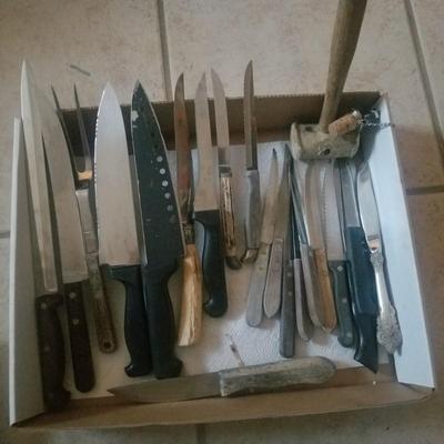 lot if good Kitchen KNIVES