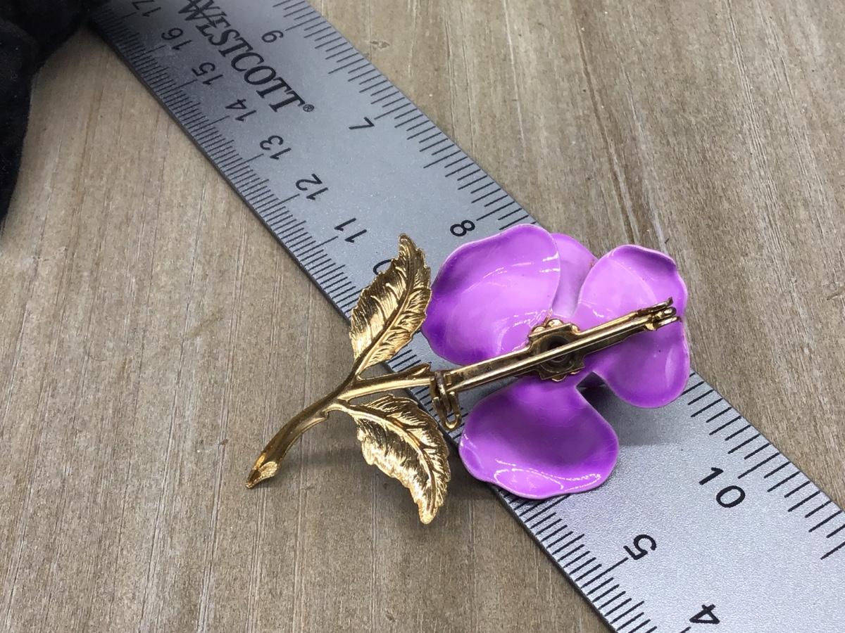 Vintage Purple Metal Flower 🌸 Green 🍃
