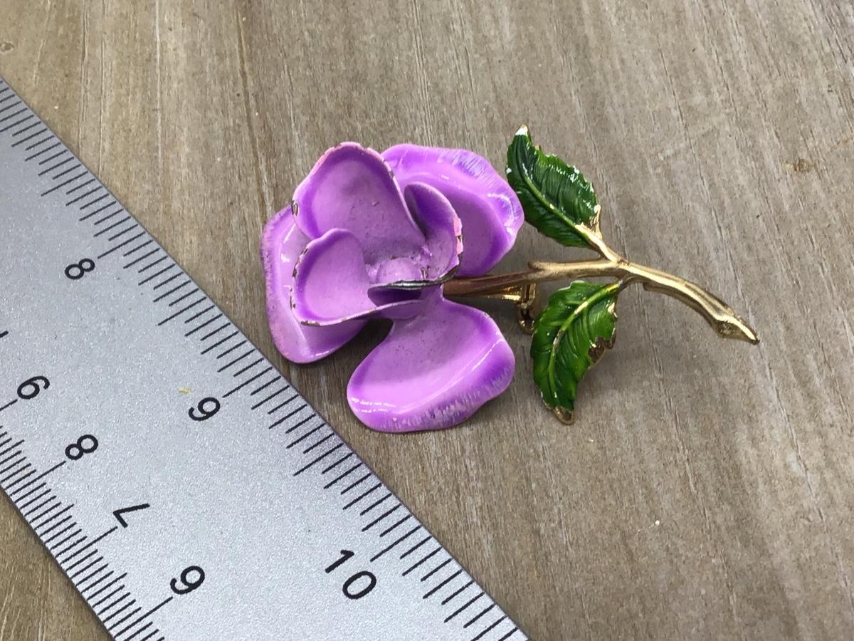 Vintage Purple Metal Flower 🌸 Green 🍃