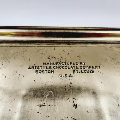 ANTIQUE ARTSTYLE CHOCOLATE METAL TIN