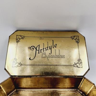 ANTIQUE ARTSTYLE CHOCOLATE METAL TIN