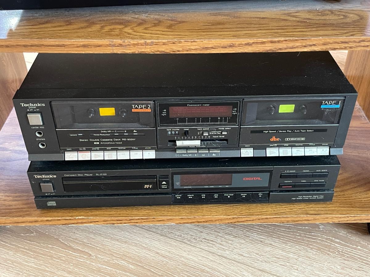 Lot 26 Vintage Technics Dual Cassette Player & CD Player SLP100