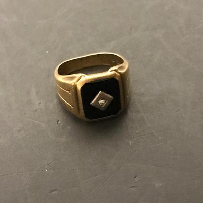 10KT GOLD RING
