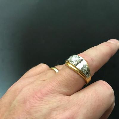 14KT GOLD RING