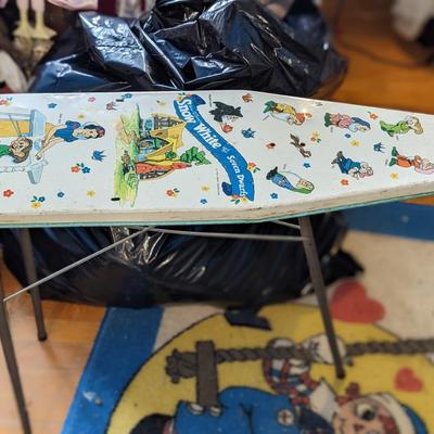 Vtg Snow White and the 7 Dwarfs Ironing Board